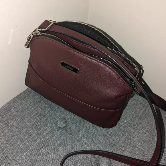 Burgundy Roots Crossbody bag - Picture 4 of 4
